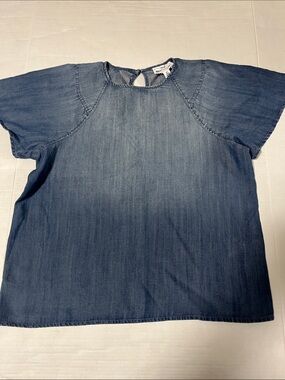 For the Republic Chambray Short Sleeve Top